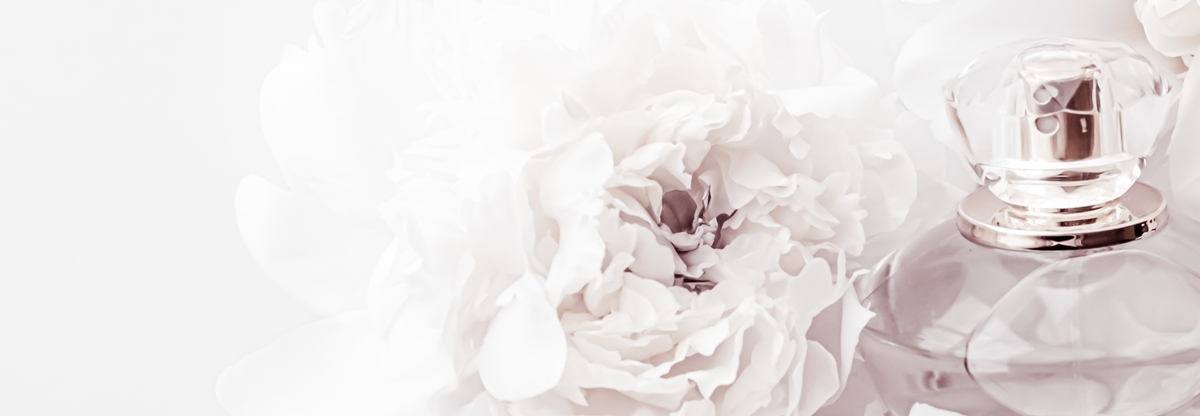 100% ILLATGARANCIA 100% Illatgarancia a nálunk vásárolt parfümökre!